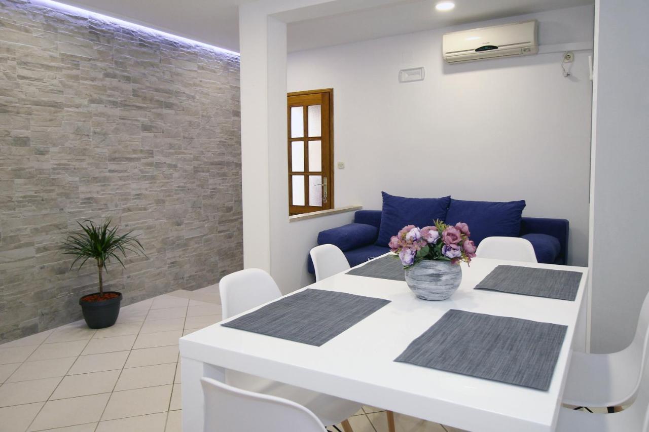 Apartments Miovic Молунат Екстериор снимка