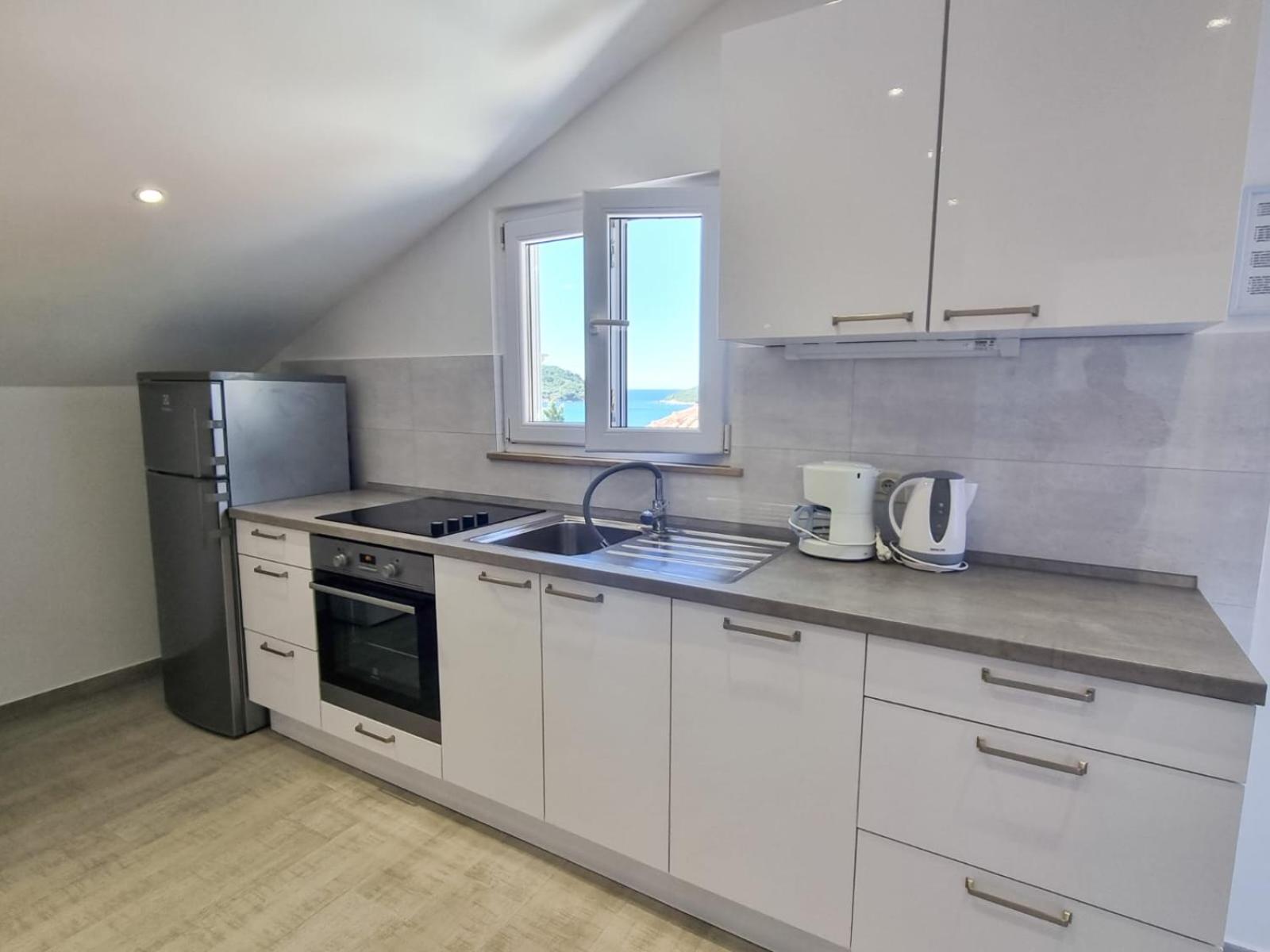Apartments Miovic Молунат Екстериор снимка